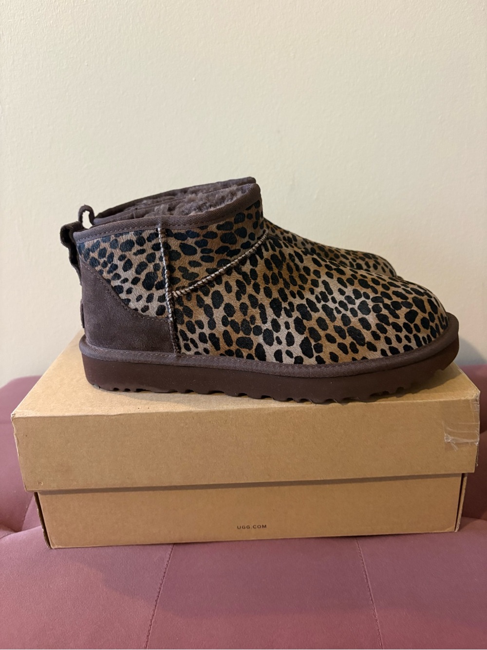 UGG Classic Ultra Mini